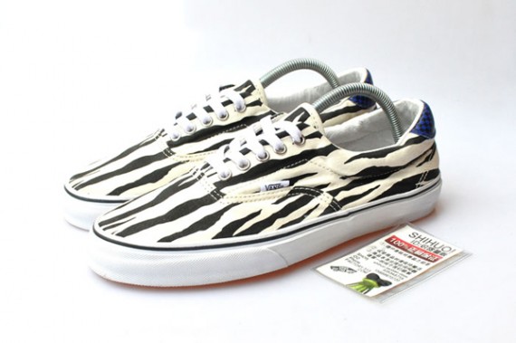 Vans-Supreme-Zebra-Era-2.jpg