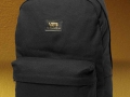 Vans_50th_Gold_Elevated_OldSkoolBackpack_Blk-Side