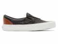 taka-hayashi-vans-vault-nomad-sk8-hi-classic-slip-on-4