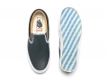 acu-vans-classic-slip-on-01