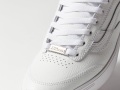 SP23_Skate_Zahba_Alltimers_LeathWht_24491