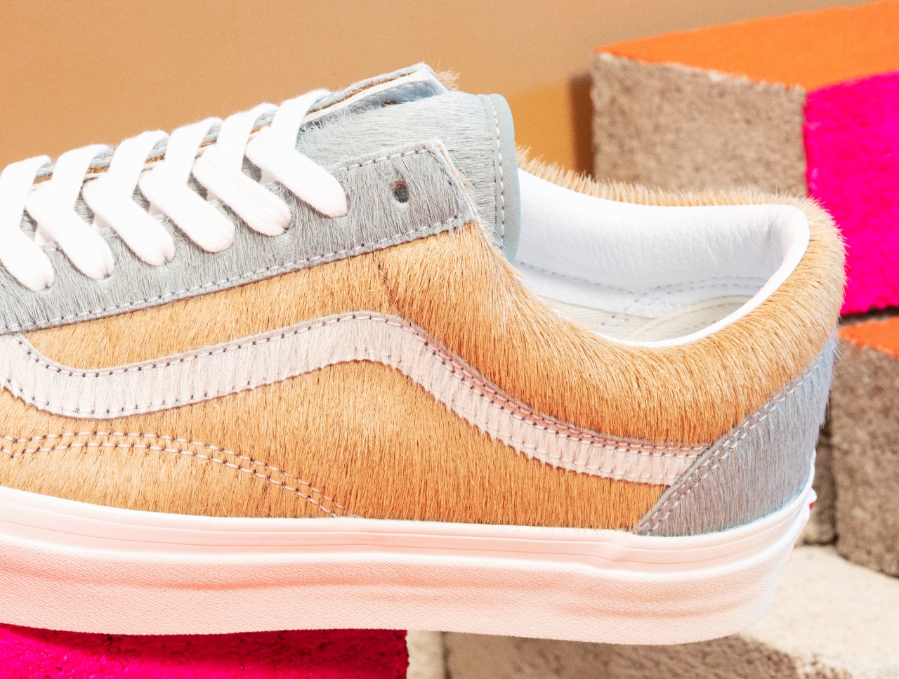 thumbnail_SP21_LuxColorBlockPack_OldSkool36DX_VN0A54F341B_GrayPonyTruWht_ElvMacro1