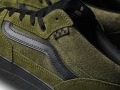 FA23_Skate_ZahbaMid_VN000CBSDOL_BeatriceDomand_DkOlv_Detail-3