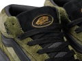FA23_Skate_ZahbaMid_VN000CBSDOL_BeatriceDomand_DkOlv_Detail-6