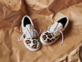 FA18_Classics_VN0A38FRU8J_Era_CalfHair_Leopard-TrueWhite_Elevated