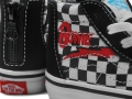 SP19_Classics_DavidBowie_VN0A32R3VJ0_TSK8HIZIP_Bowiecheckerboard_Macro