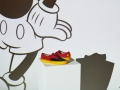 HO18_Classics_Mickey_Elevated_VN0A38EMUK9_Pair