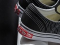 FA19_Classics_VN0A4BTMVY4_Era_VisionVoyage_Black-TrueWhite_Macro2