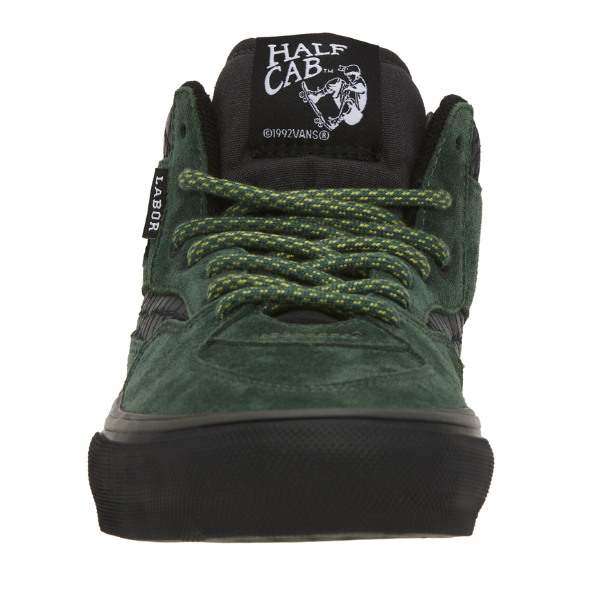 FA22_Skate_HalfCab_Labor_Green_Front_9587