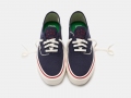 Vans-Shoe-Layflat-Feed-02