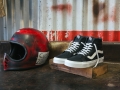 FA17_Classics_NJOT_VN0A2XSB0GG_Sk8-HiReissue_MotoLeather-Black-BlancDeBlanc_Elevated