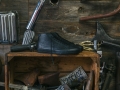 FA17_Classics_NJOT_VN0A34A60G9_CourtMid_MotoLeather-Black-Black_Elevated