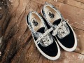 https-_hypebeast.com_image_2019_07_offspring-vans-herring-bone-pack-era-95-dx-slip-on-dx-98-release-information-13