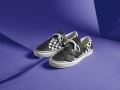 SP20_Classics_VN0A4TZWQXH_Era_Origami_CheckTruWht_Pair-