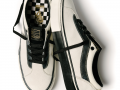 RASSVET_VANS_SkateBold_Mallow-Blk_Pair_f842bff3-874e-42be-8995-1363f7a391ca