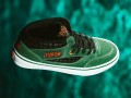 https-__hypebeast.com_image_2022_12_vans-sci-fi-fantasy-half-cab-skate-sid-release-date-1