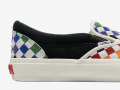 slip-on-rainbow_2048x
