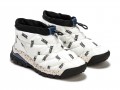 https-_hypebeast.com_image_2021_12_vans-slip-hiker-lx-marshmallow-winter-boot-release-information-hbx-2
