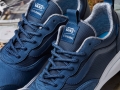 FA17_Vault_UltraRange_ULTRARANGELX_EnsignBlueLightGum_Macro_Elevated