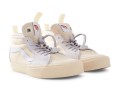 https-__hypebeast.com_image_2023_11_advisory-board-crystals-vans-sk8-hi-miracle-conditions-10
