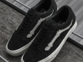 02-BlendsBlackCC