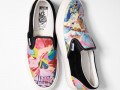 https-_hypebeast.com_image_2019_11_vault-vans-damien-hirst-palms-casino-sk8-hi-slip-on-03