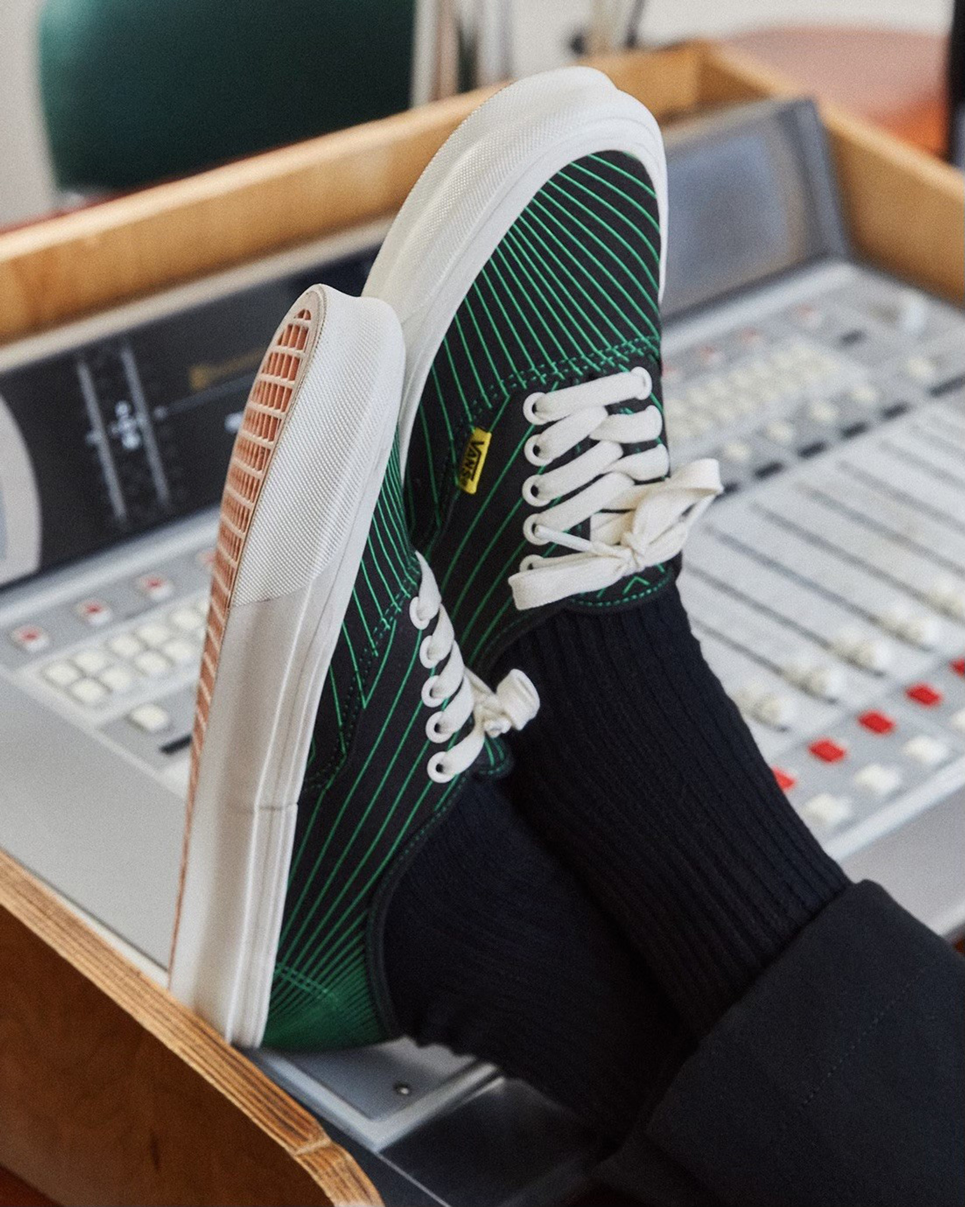 Vault By Vans x KITH x VP Records – OG Authentic LX (Available Now!) -  Under The Palms