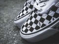http _hypebeast.com_image_2017_04_vault-by-vans-neighborhood-collaboration-8