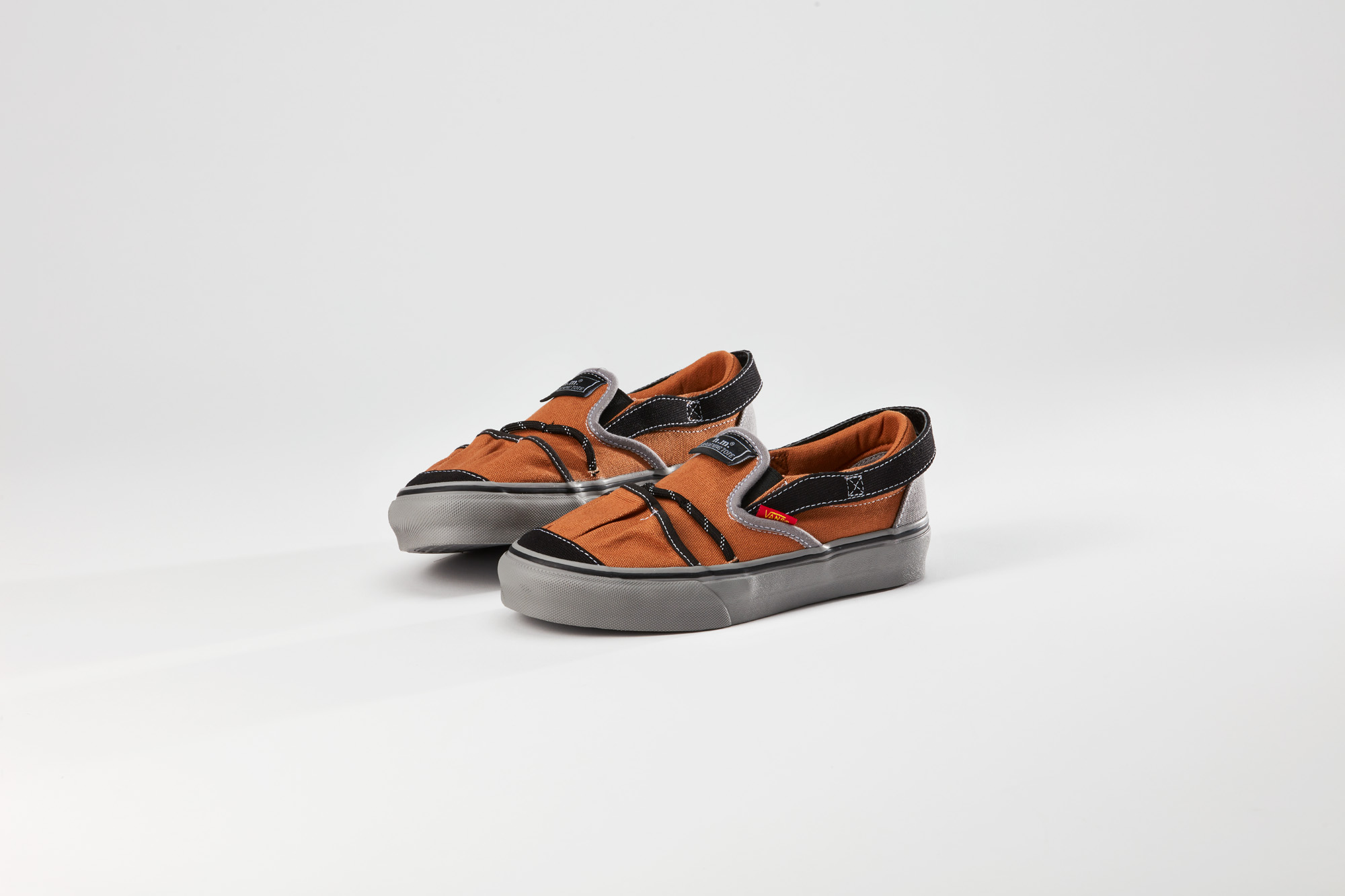 SP23_Nicole_McLaughlin_SlipOn_VP_VR3_LX_Brown_Grey_Pair