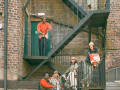 fa21_vault_xnigel_photo_groupshot_stairs