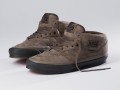 https-__hypebeast.com_image_2022_11_wtaps-vans-vault-chukka-old-skool-era-half-cab-release-date-2